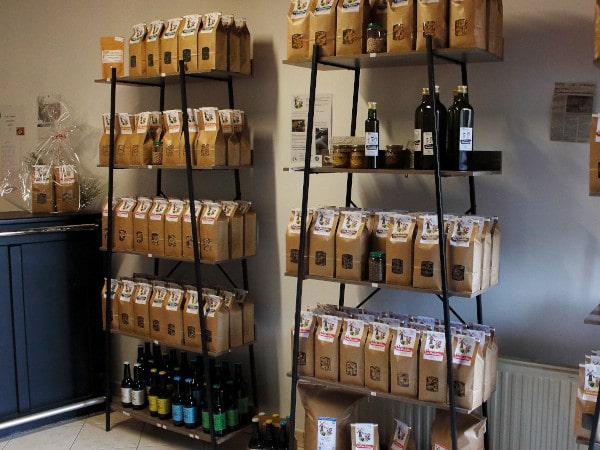 sur nos terres paysans, meuniers, pastiers