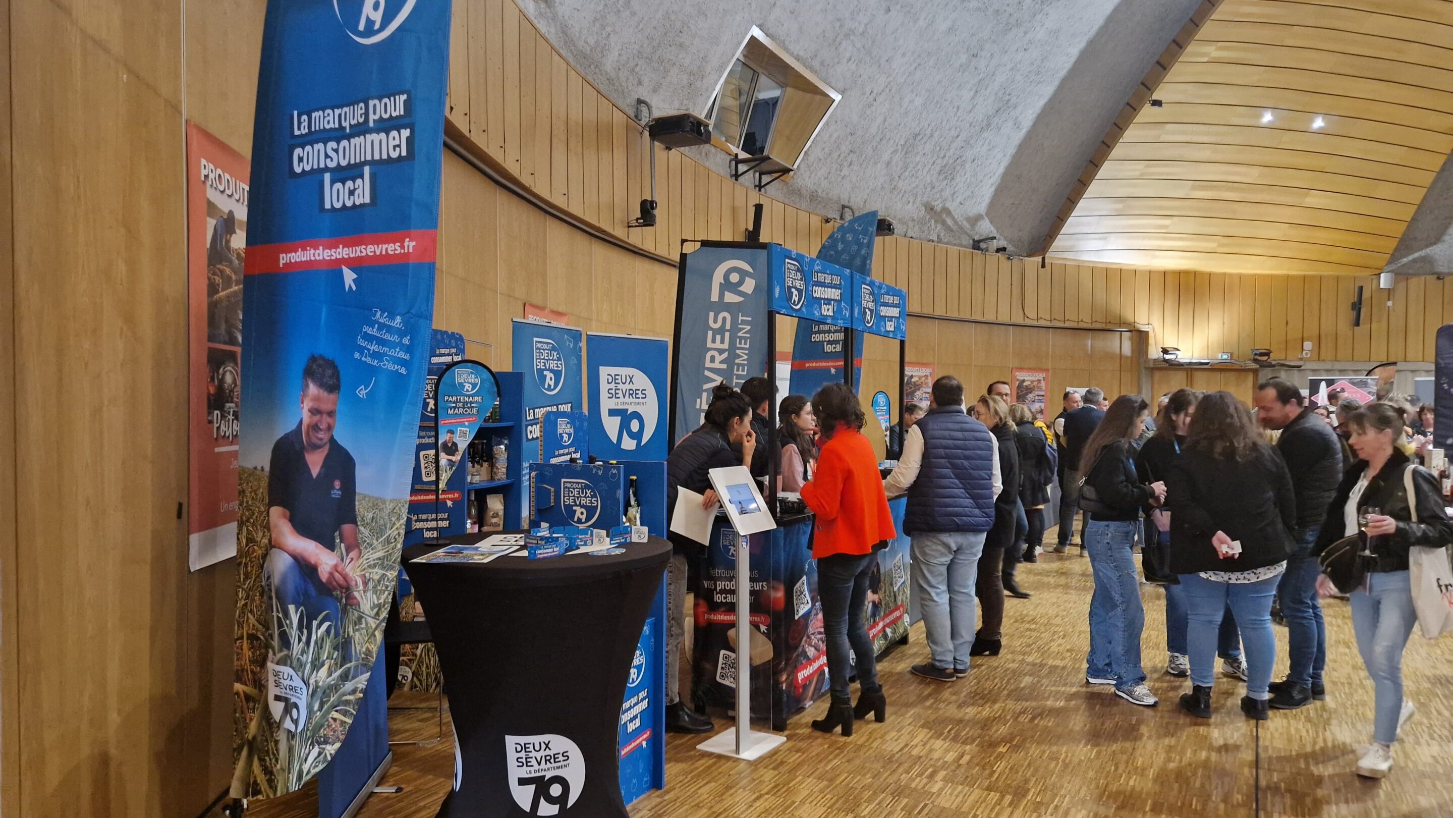 Réunion producteurs à la Maison du Département